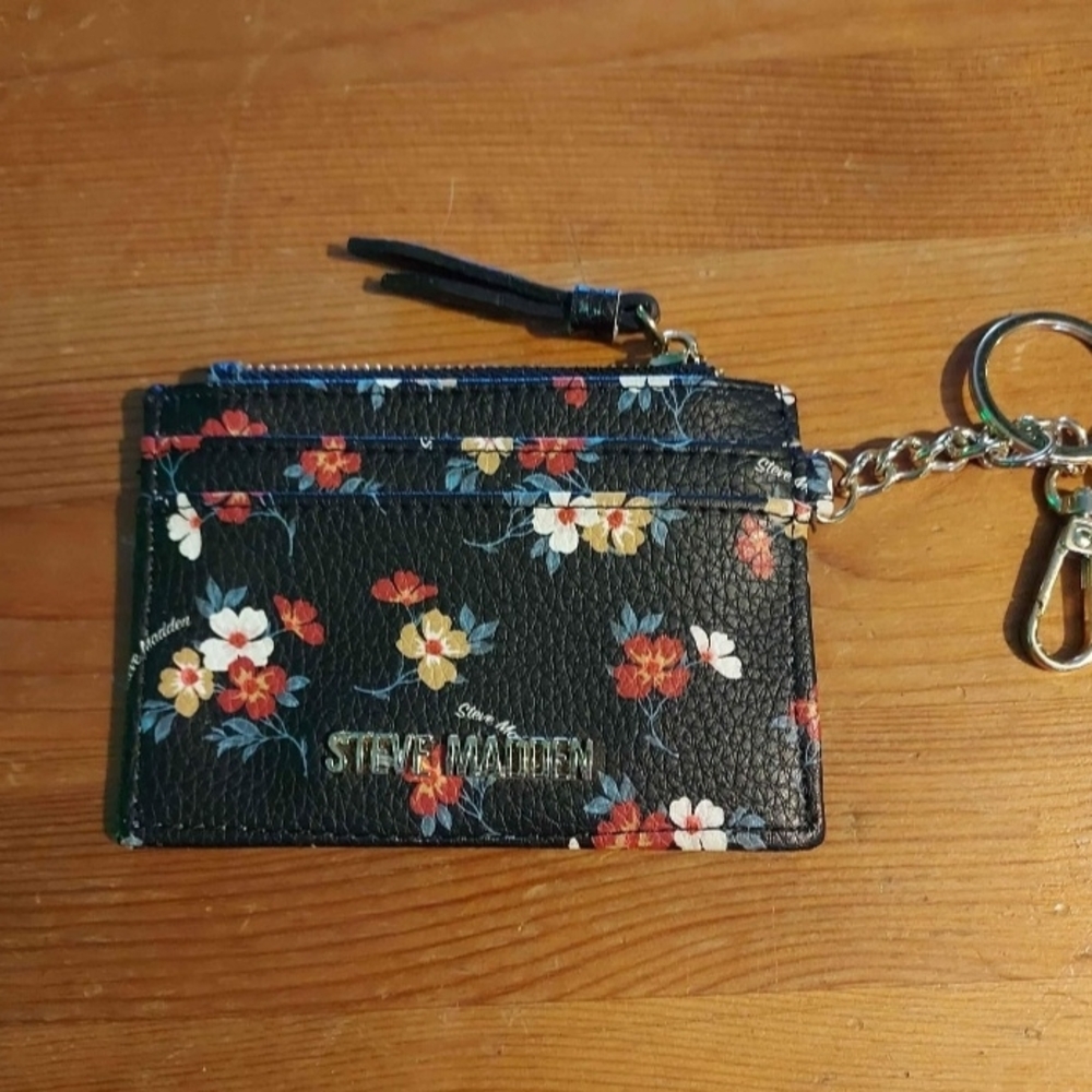 Steve Madden Black Floral Key & Card Holder